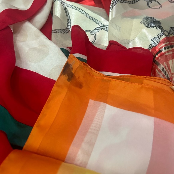 ID Unlimited Inc. ITALY  Scarf lot mix - Picture 2 of 8